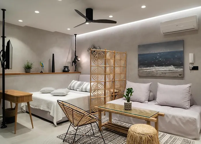 Petalo アパートホテル 4*