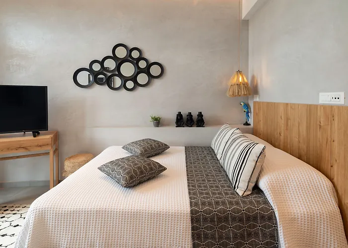 Petalo アパートホテル