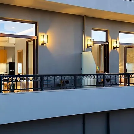 Petalo Aparthotel 4*